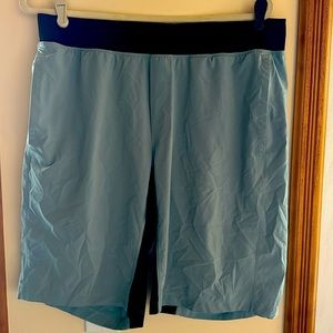 Lululemon Men’s License to Train Liner-less XL